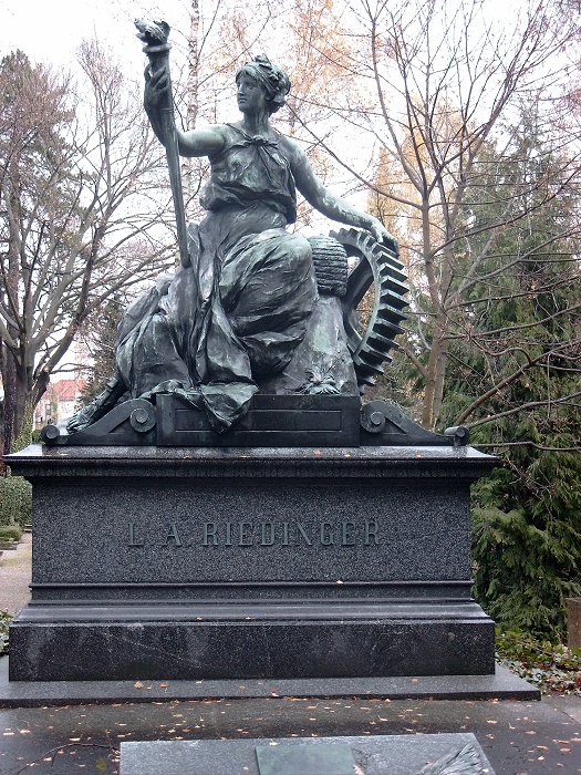 Grabstelle von L.A. Riedinger am Protestantischen Friedhof in Augsburg © Oliver Frühschütz 2002