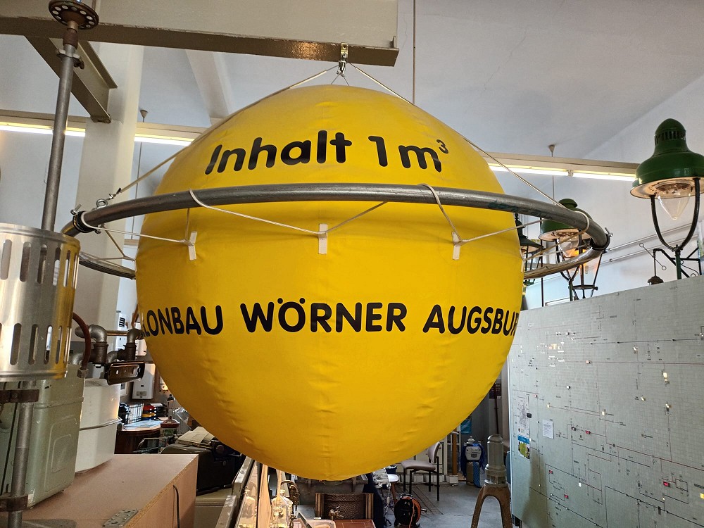 Ballonbau Wörner Augsburg gelbe Gaskugel Inhalt 1 m³